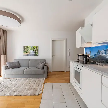 Neualm 5 - By Mynests 斯拉德明