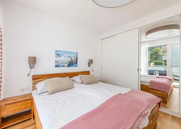 Neualm 5 - By Mynests * 斯拉德明