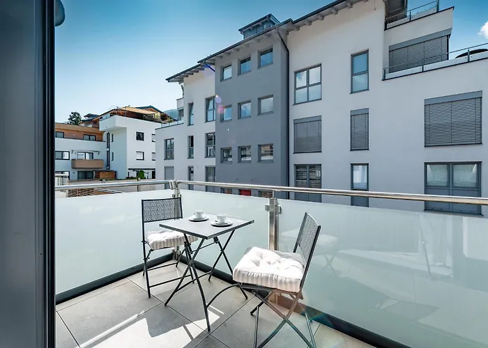 公寓 Neualm 5 - By Mynests 斯拉德明