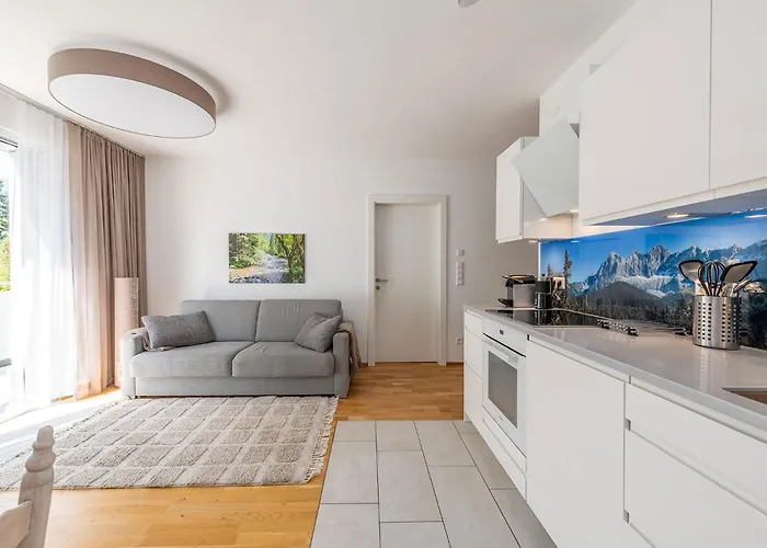 Neualm 5 - By Mynests 斯拉德明