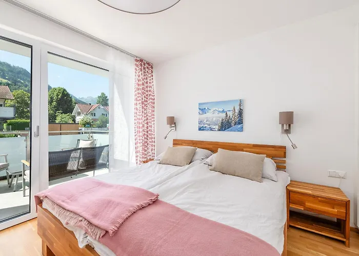 公寓 Neualm 5 - By Mynests 斯拉德明